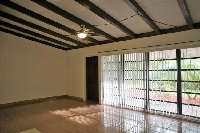 Building Photo - 2512 Key Largo Ln