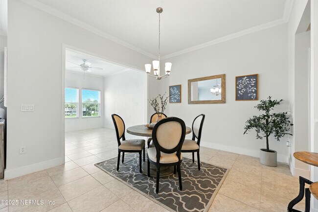 Building Photo - 16 Cove Rd