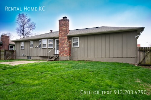 Building Photo - 11314 W 74th Terrace