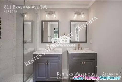 Building Photo - Beautifully Renovated 4 Bedroom home in SW...