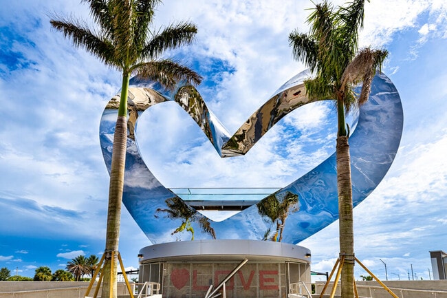 Building Photo - 10142 SW Orana Dr