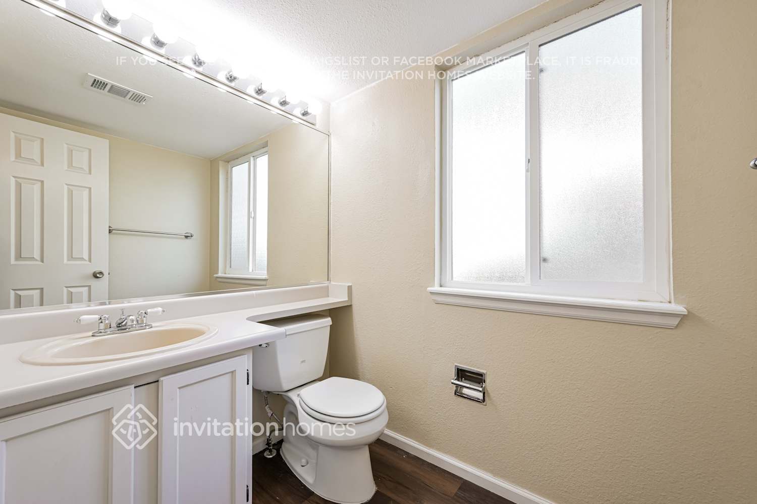 Building Photo - 9636 Lameria Dr