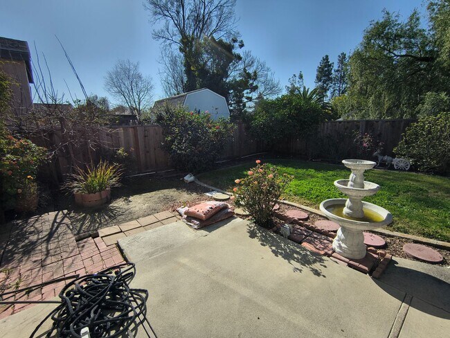 Building Photo - BEAUTIFUL TWO LEVEL 4BD/3BA HOME AVAILABLE IN MILPITAS, CA !!!!!!