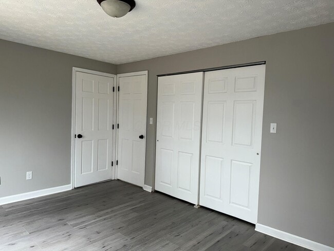 Building Photo - 1177 Hilton Dr