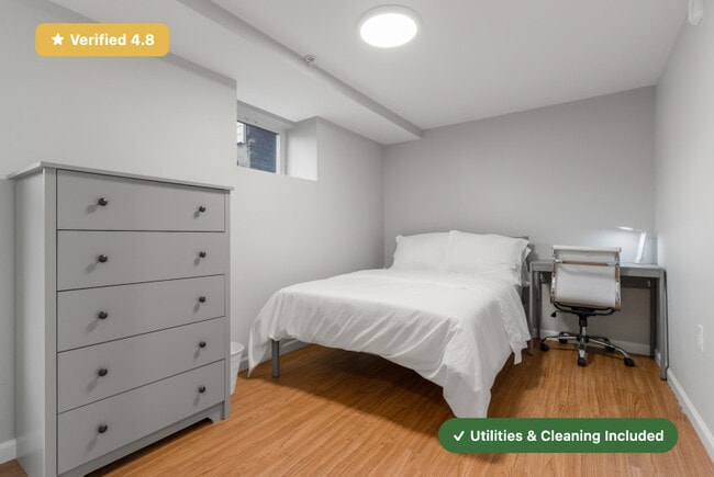 Building Photo - Furnished Bedroom with Private Bath in South Boston