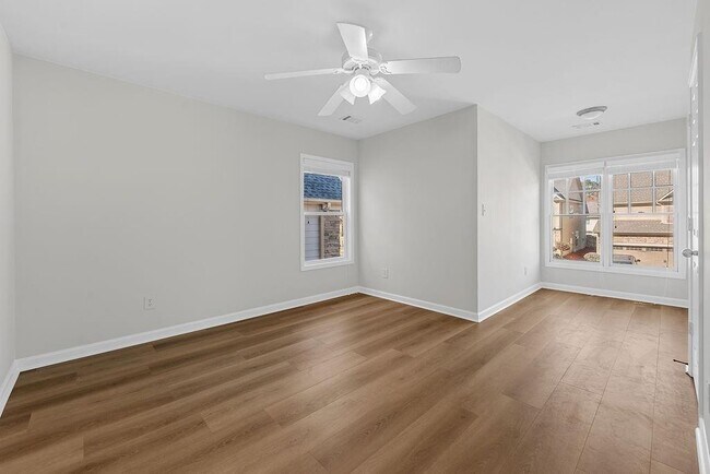 Building Photo - 3476 Harvest Ridge Ln NE