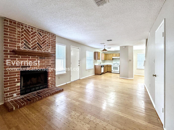 Building Photo - 13923 Conner Downs Dr