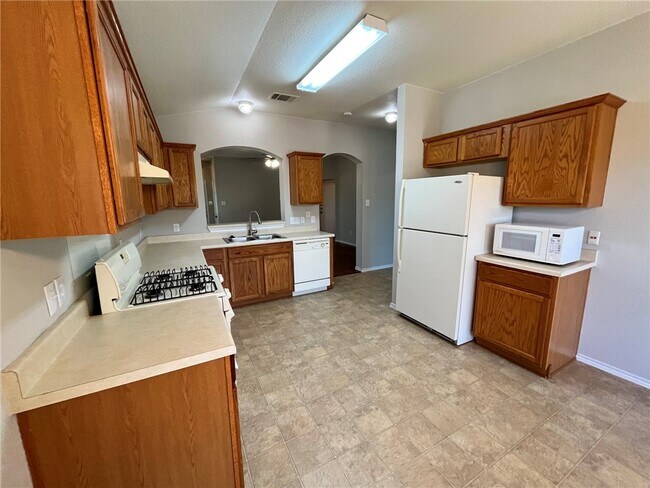 Building Photo - 1011 Burgess Dr