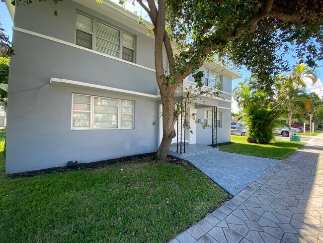 Building Photo - 115 Lucerne Ave