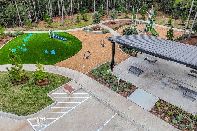 Building Photo - 5520 Candytuft Ct