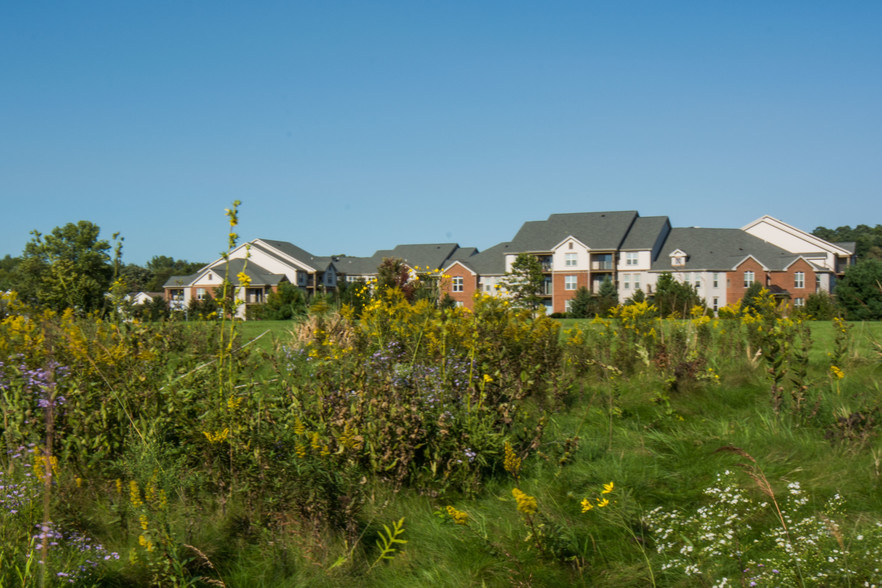 Building Photo - Woodland Fields