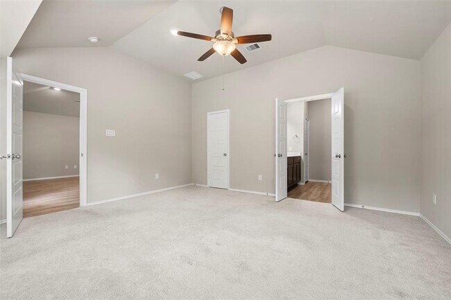 Building Photo - 513 Bonnerville Ln