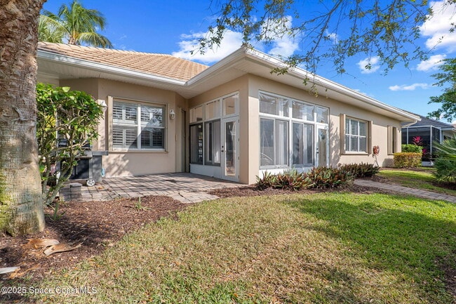 Building Photo - 379 Pentland Dr