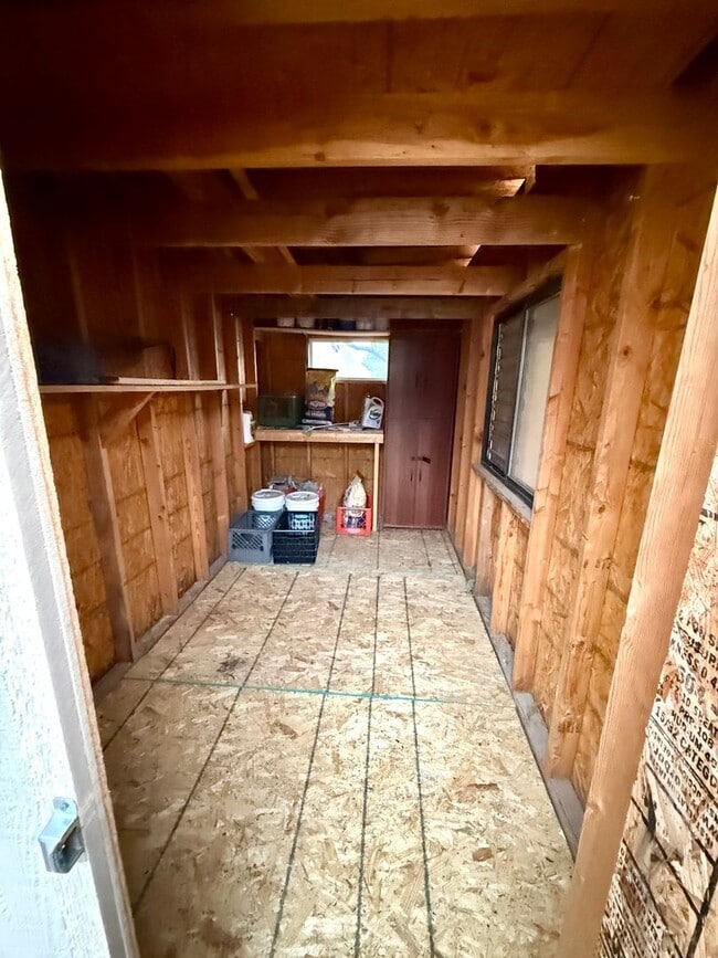 Building Photo - Beautiful 3-Bedroom Home with Solar!—Near Hualapai Mountain Rd