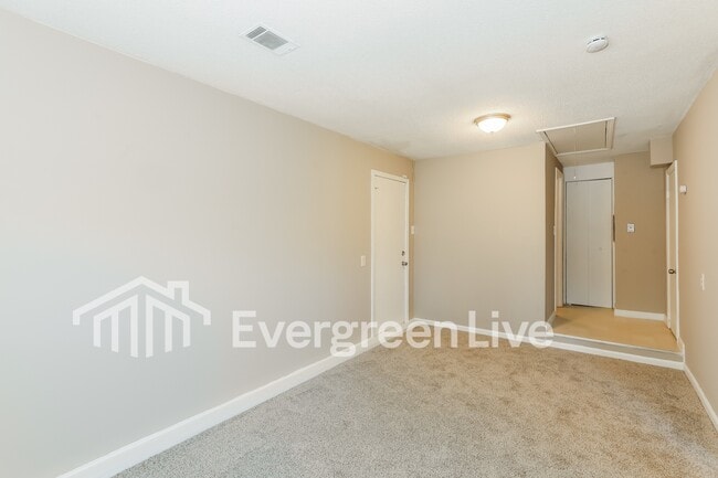 Building Photo - 3638 Pebble Creek Dr