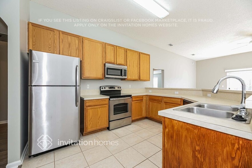 Building Photo - 1465 Seawolf Trail N