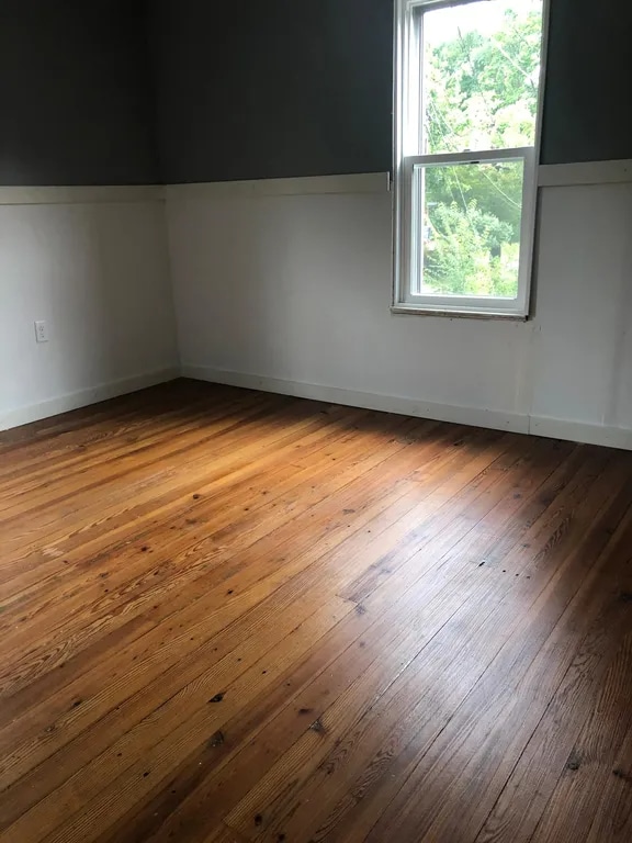 Building Photo - 416 Riverview Ave