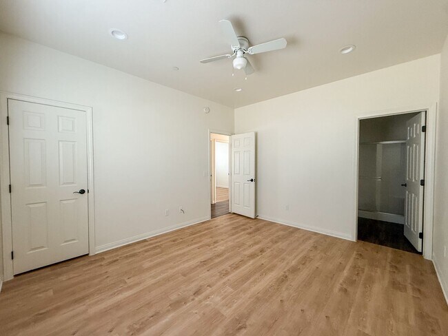 Building Photo - 29 Palms Home with Solar