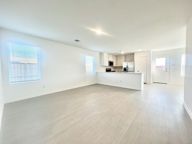 Building Photo - 712 Zuppino Ln