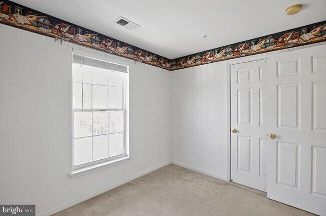 Building Photo - 2013 Rudy Serra Dr