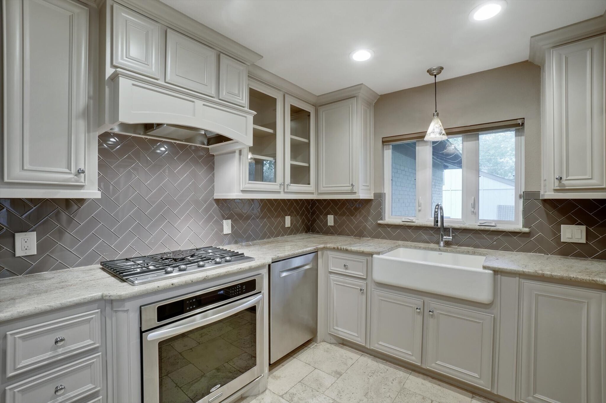 Building Photo - 6148 Marquita Ave