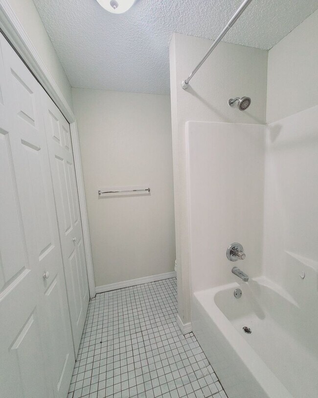 Building Photo - 2468 Spyglass Cir