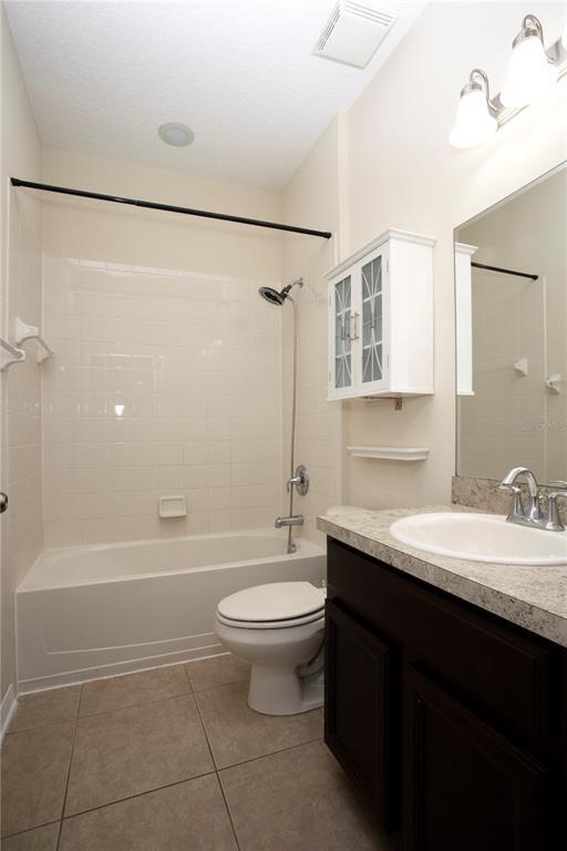 Building Photo - 1319 Rowantree Dr