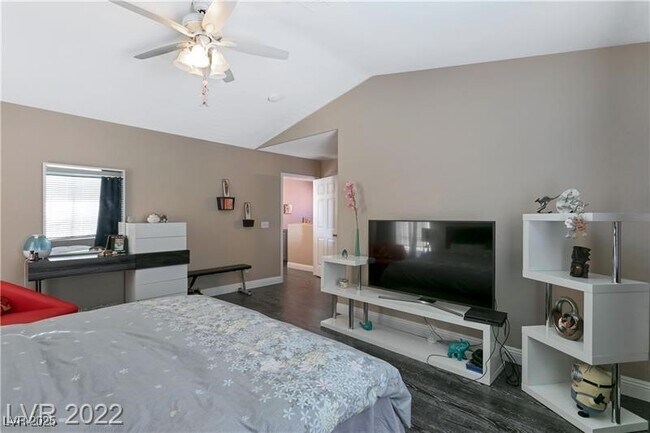 Building Photo - 9628 Gisborn Dr