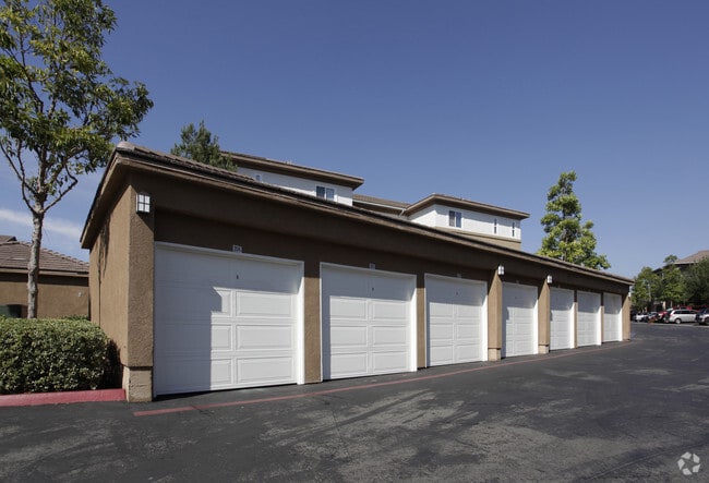 Building Photo - Camden Sierra at Otay Ranch
