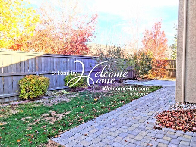 Building Photo - 481 Miesque Ct