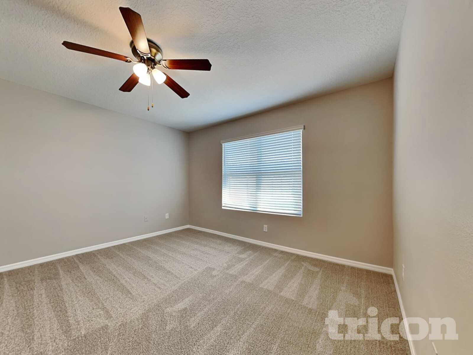 Building Photo - 6632 Seaway Dr