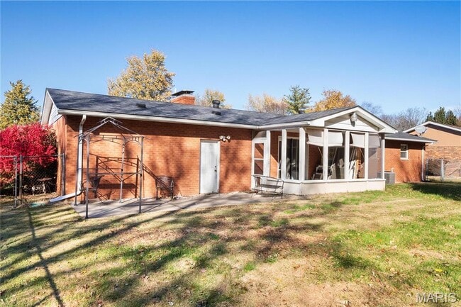 Building Photo - 126 Hampton Dr