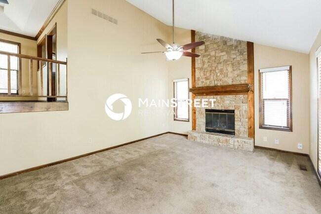 Building Photo - 3 Bedroom Pet-Friendly Home in Kansas City, MO with Main Street Renewal