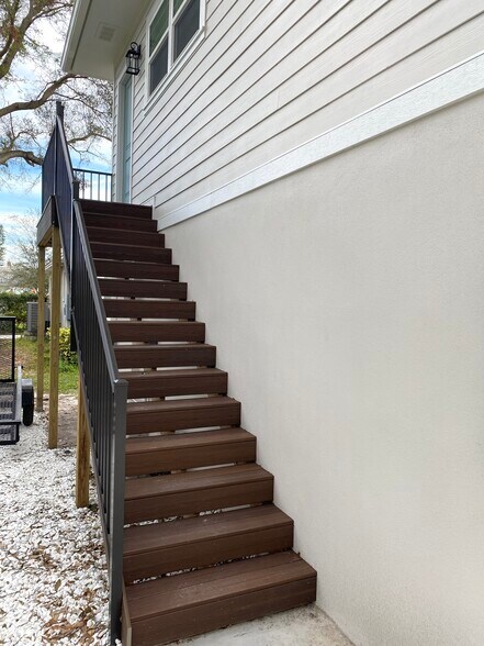 Building Photo - 746 29th Ave N