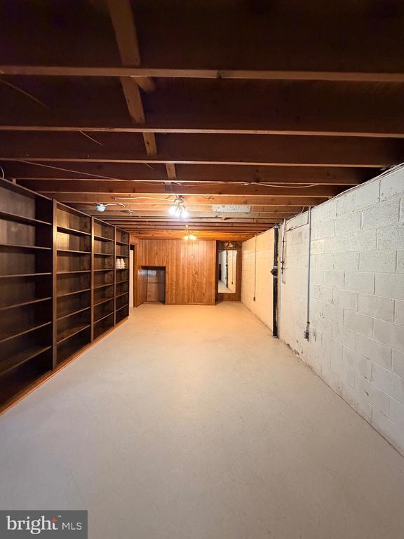 Building Photo - 9513 Stevebrook Rd