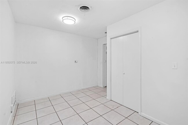 Building Photo - 781 NW 66th Ave