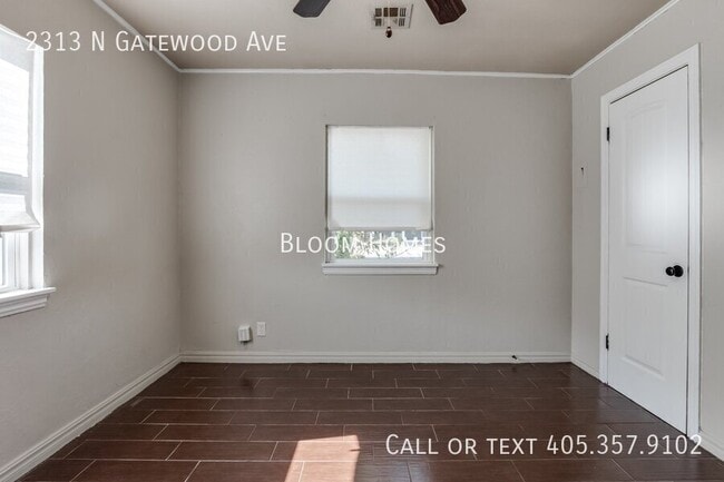 Building Photo - 2313 N Gatewood Ave