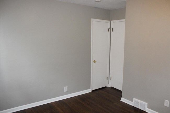 Building Photo - 24521 Phlox Ave