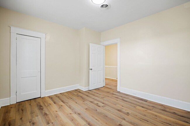 Building Photo - Completely Renovated 3 Bedroom Home in Hig...