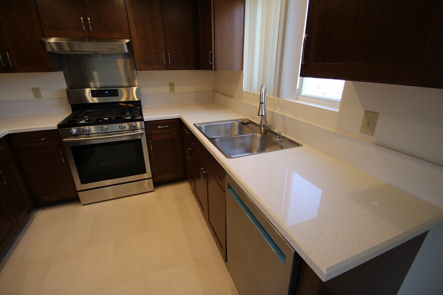 Building Photo - 119 Loma Vista St