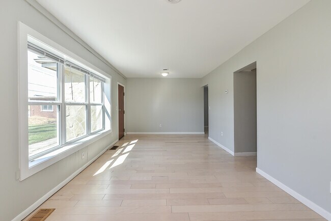 Building Photo - 7200 Whitmore Lake Rd