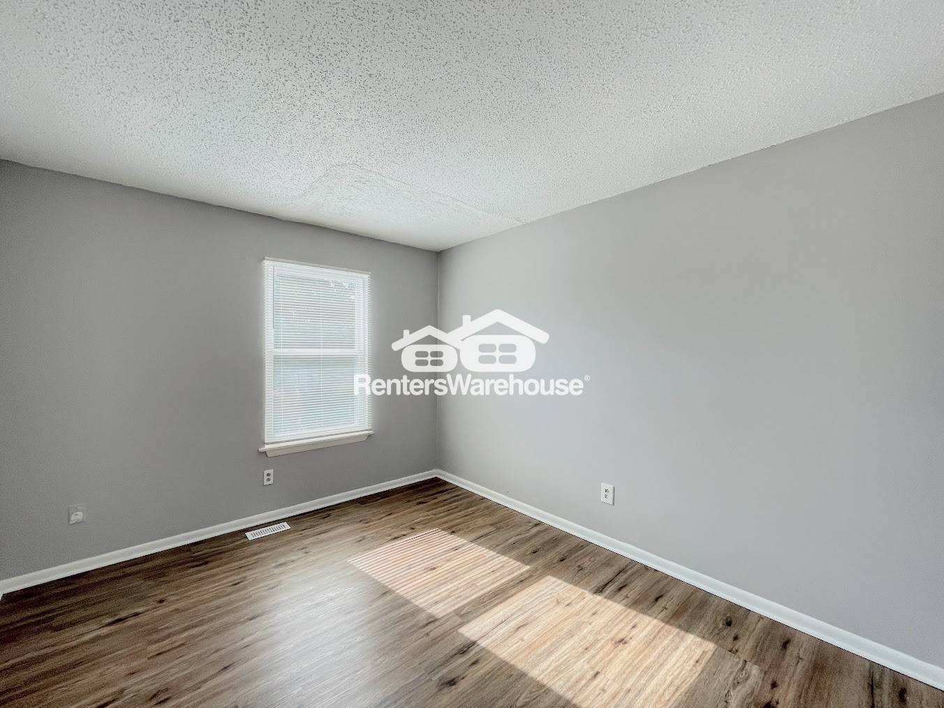 Building Photo - 4157 Holly Cove Dr