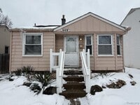 Building Photo - 1465 E 14 Mile Rd