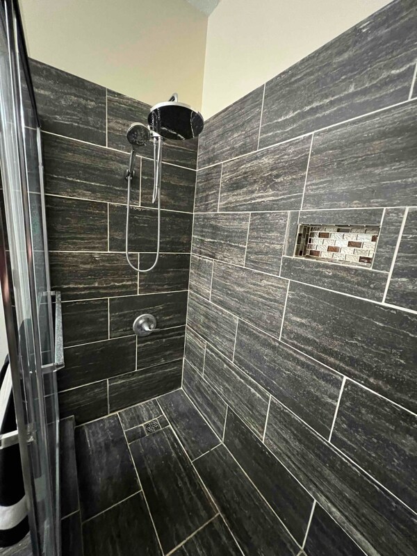 Building Photo - 2405 College St