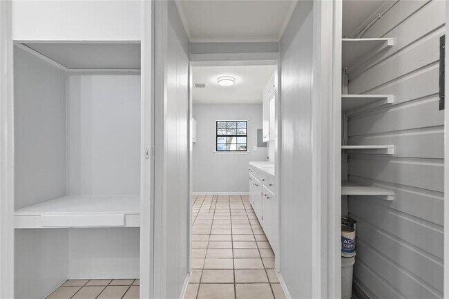 Building Photo - 2736 E State Hwy 29