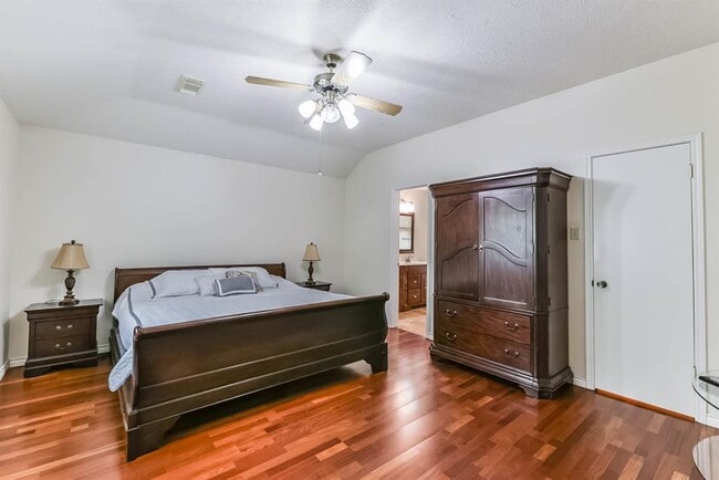 Building Photo - 22314 Rangeview Dr