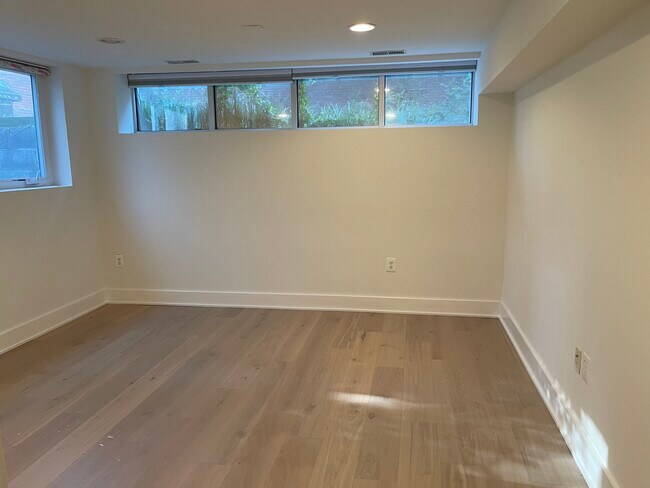 Owners suite 2 - 505 O St NW