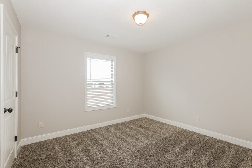 Building Photo - 1779 Miller Springs Dr