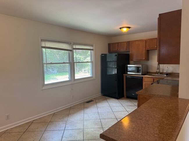 Building Photo - Great 3BR Home in the Heart of Nashville