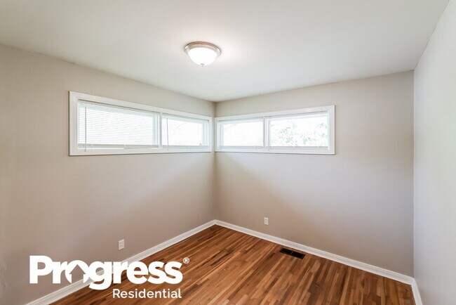 Building Photo - 1507 29th Ave